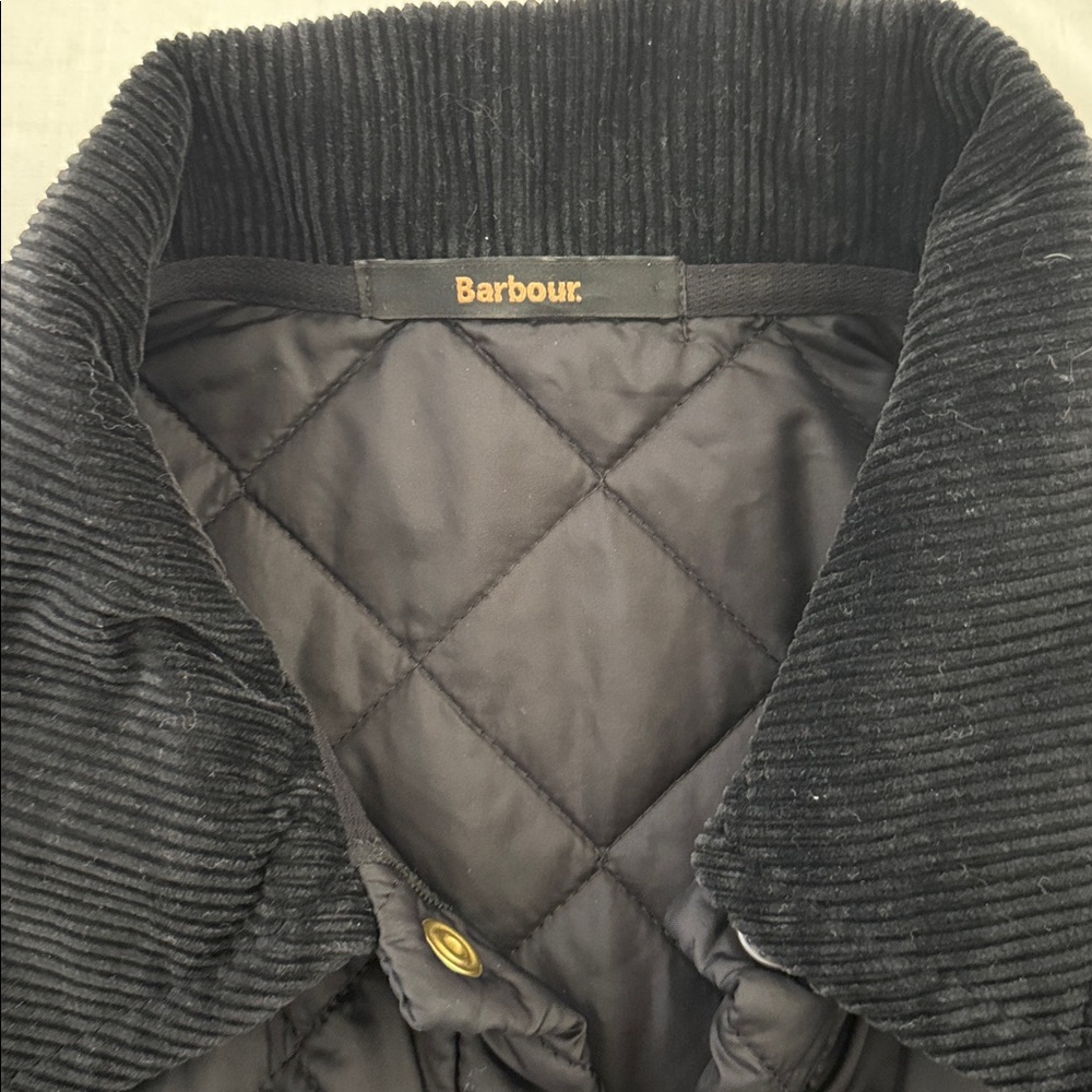 Barbour Men’s Liddesdale Dark Quilted Jacket - Picture 4 of 8